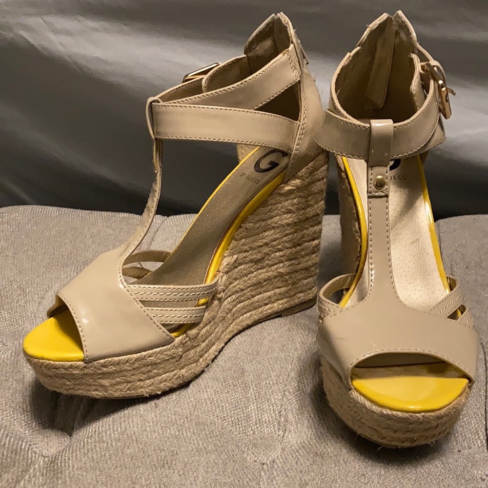 Guess wedges
